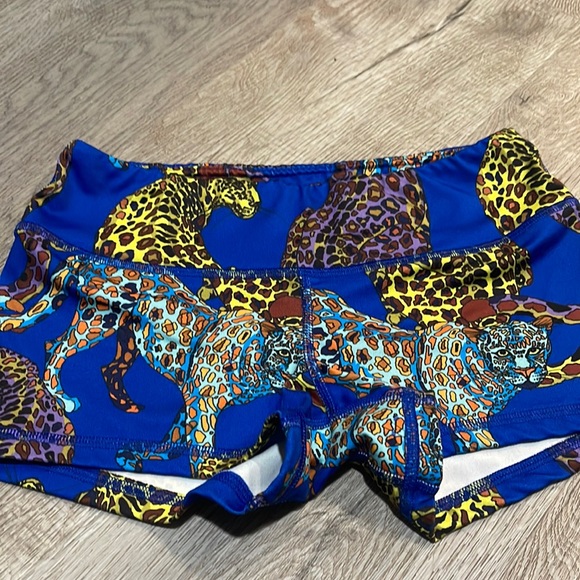 Animal print FLEOs - Picture 1 of 3